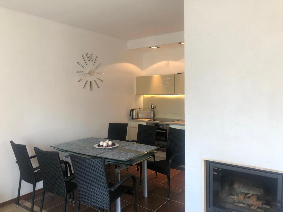 Dom Nad Morzem 250M Od Plazy Miedzywodzie Villa Luaran gambar